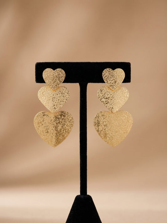 Arete de tres corazones